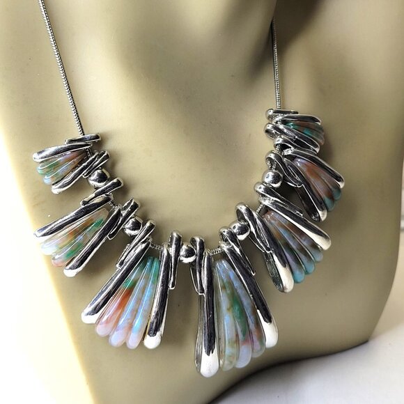 Colourful Bib Statement Necklace - Picture 5 of 16